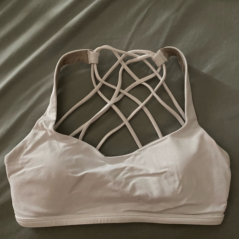 Lulu lemon free to be ribbed sports bra